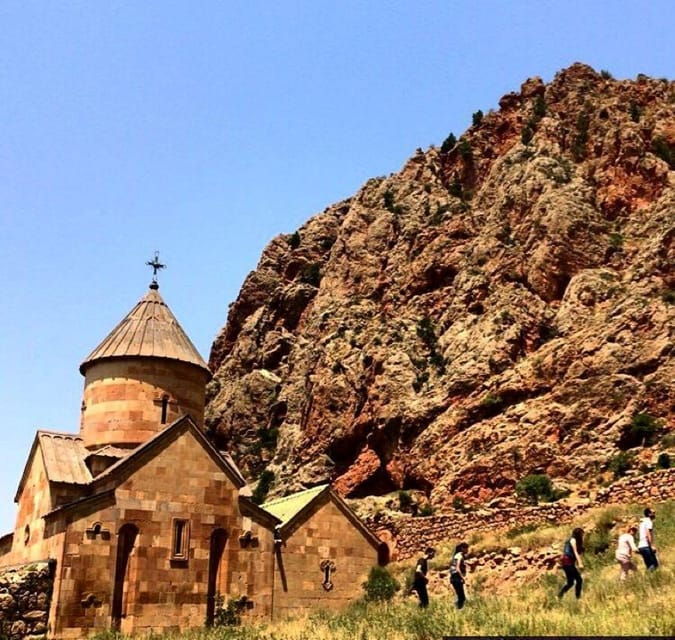 private-tour-to-khor-virap-noravank-and-areni-birds-cave