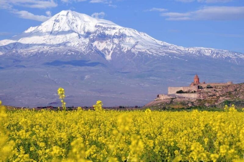 private-tour-to-khor-virap-noravank-and-areni-birds-cave