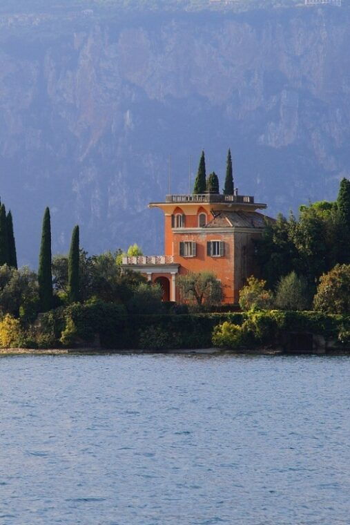 private-tour-to-lago-di-garda-and-sirmione
