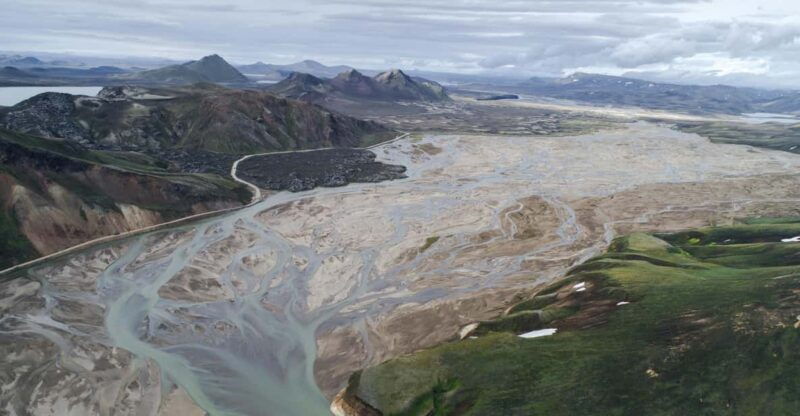 private-tour-to-landmannalaugar-explore-the-highlands