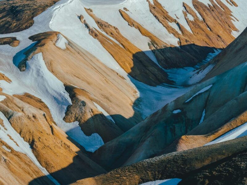 private-tour-to-landmannalaugar-explore-the-highlands