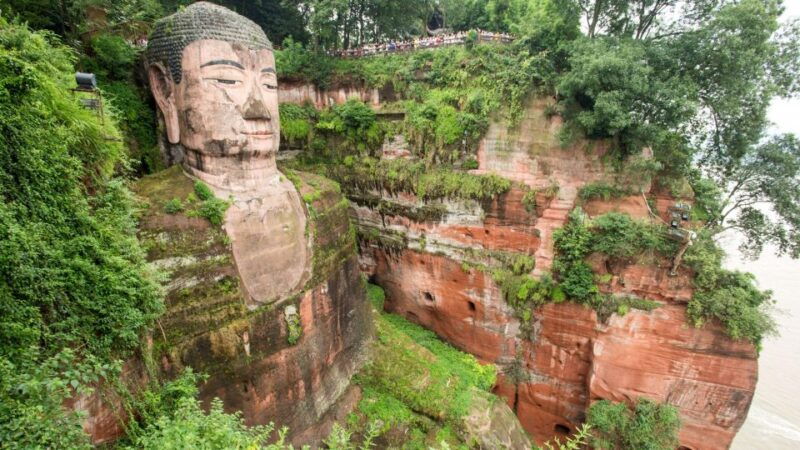 private-tour-to-leshan-giant-buddha-huanglongxi-old-town