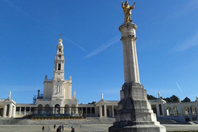 private-tour-to-lisbon-and-fatima-fullday