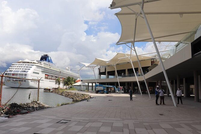 private-tour-to-mall-colon-2000-duty-free-from-panama-city