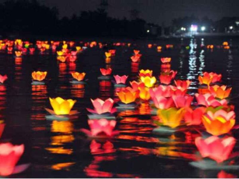 private-tour-to-marble-moutains-and-hoi-an-city-at-night