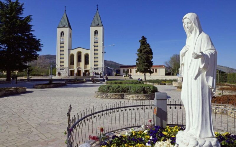 Private Tour to MeđUgorje Visiting Apparition Hill - Transportation and Guide