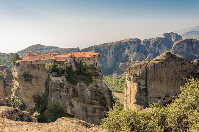 private-tour-to-monasteries-of-meteora-thermopylae-from-athens-4