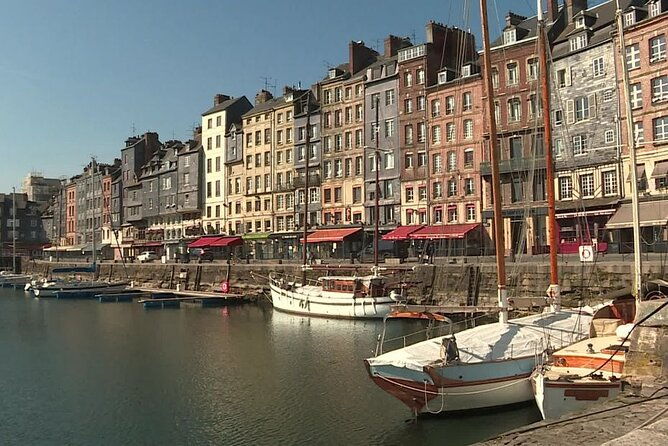 private-tour-to-mont-st-michel-and-honfleur-from-paris