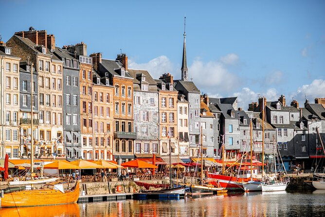 private-tour-to-mont-st-michel-and-honfleur-from-paris