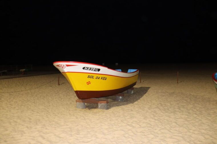 private-tour-to-nazare-alcobaca-giant-waves-and-monastery