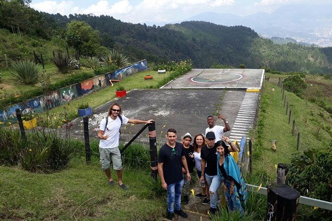 private-tour-to-pablos-prison-plain-package