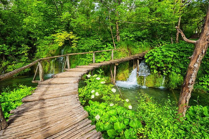private-tour-to-plitvice-lakes-from-split-with-drop-off-in-zagreb