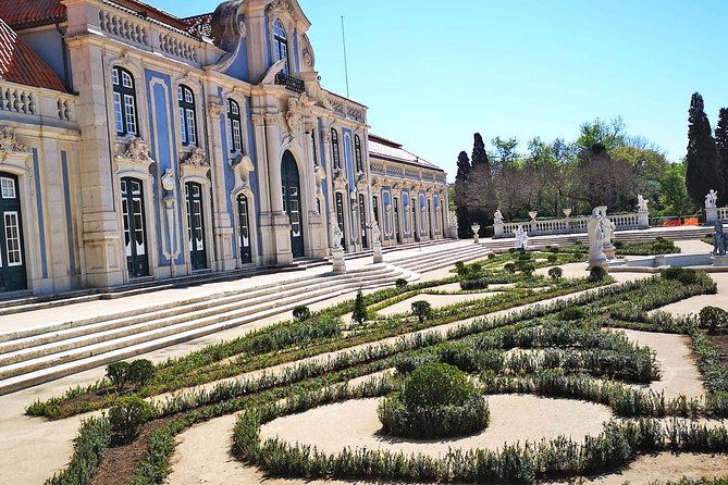 private-tour-to-queluz-and-mafra-palaces-and-ericeira-surf-coast