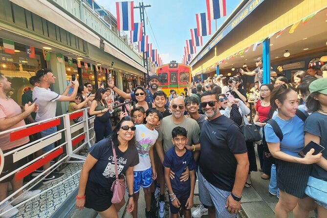 Private Tour to Railway Market and Floating Market - An In-Depth Look at the Tour Experience