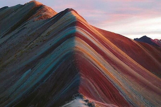 private-tour-to-rainbow-mountain-with-red-valley