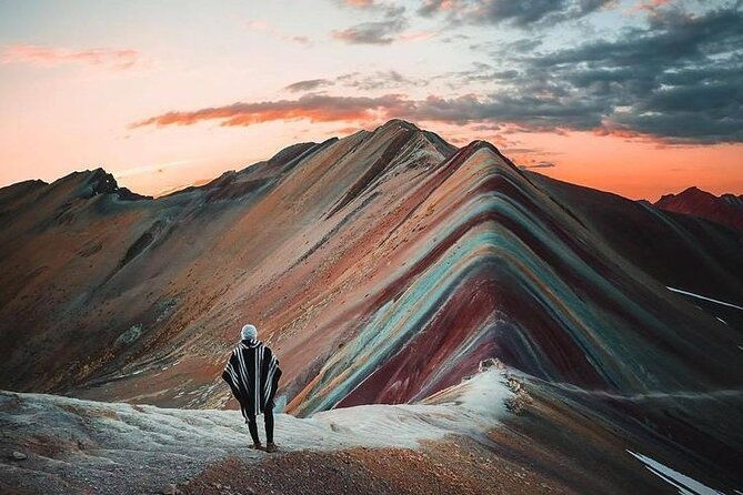 private-tour-to-rainbow-mountain-with-red-valley