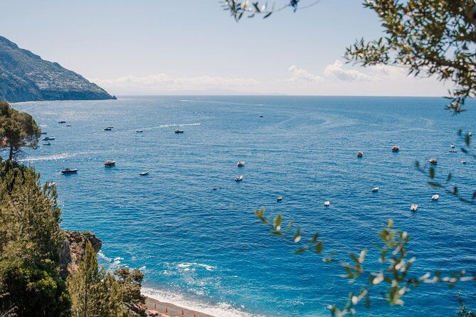 private-tour-to-ravello-winery-with-local-food-wine-tasting