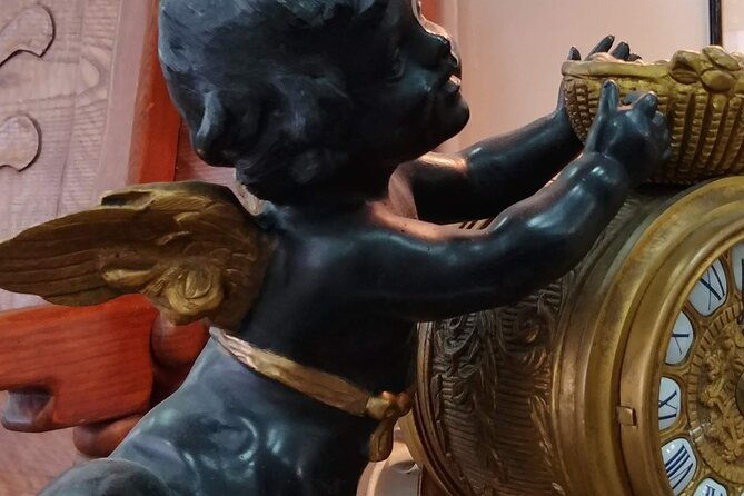 private-tour-to-romes-artisans-and-flea-markets