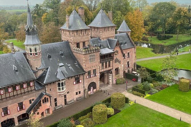 private-tour-to-royal-palace-castle-de-haar-from-amsterdam