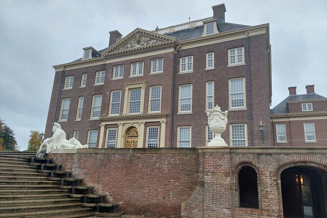 private-tour-to-royal-palace-castle-de-haar-from-amsterdam