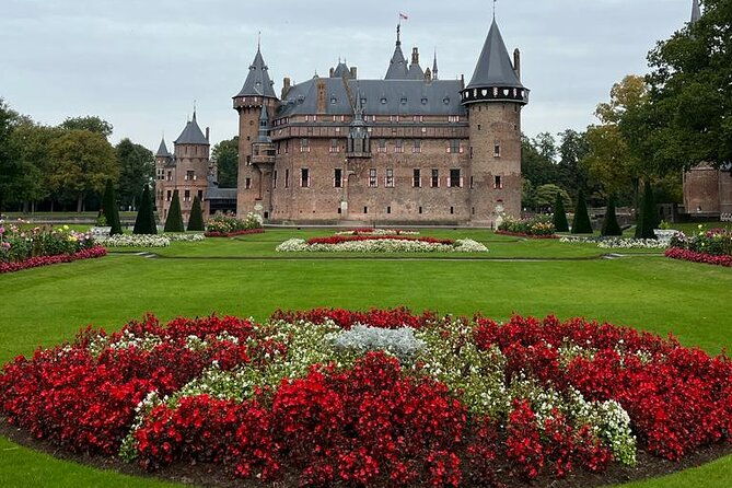 private-tour-to-royal-palace-castle-de-haar-from-amsterdam