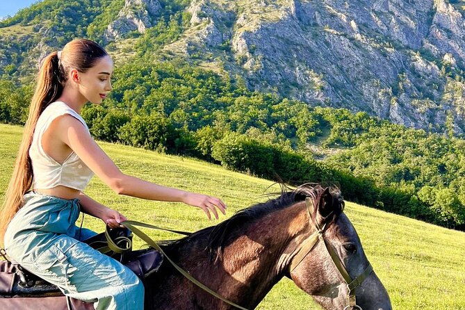 private-tour-to-sevan-dilijan-off-road-tour-horseback-riding