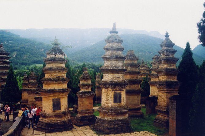 Private tour to Shaolin Monastery & Longmen Grottoes from Xi'an by Bullet Train - Exploring the Shaolin Monastery: Where Martial Arts Live