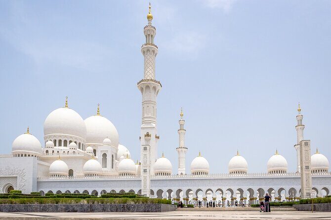 Private Tour To Sheikh Zayed Grand Mosque & Louvre Museum Abu Dhabi From Dubai - Introduction: Why This Tour Might Be Right for You