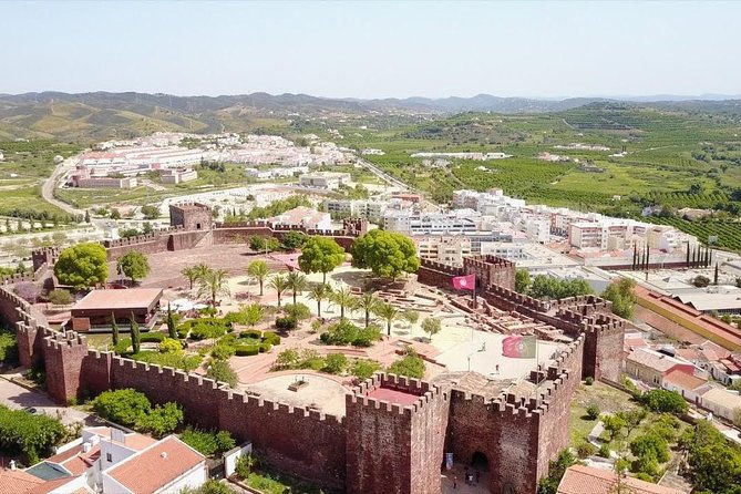private-tour-to-silves-castle-old-town-stop-at-chapel-of-bones