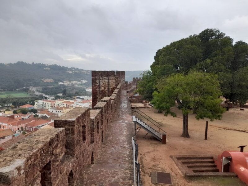 private-tour-to-silves-castle-whith-algarvian-wine-tasting