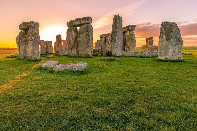 private-tour-to-stonehenge-and-highclere-castle-downton-abbey-2