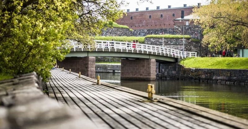 private-tour-to-suomenlinna-and-helsinki
