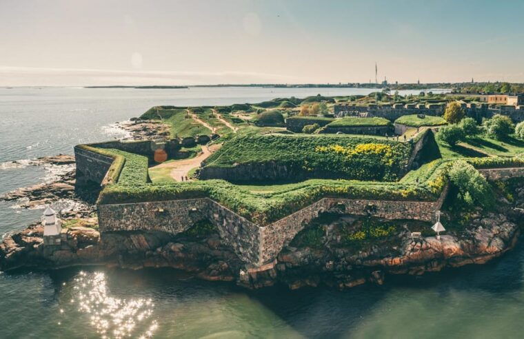 private-tour-to-suomenlinna-and-helsinki