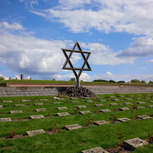 private-tour-to-terezin-concentration-field
