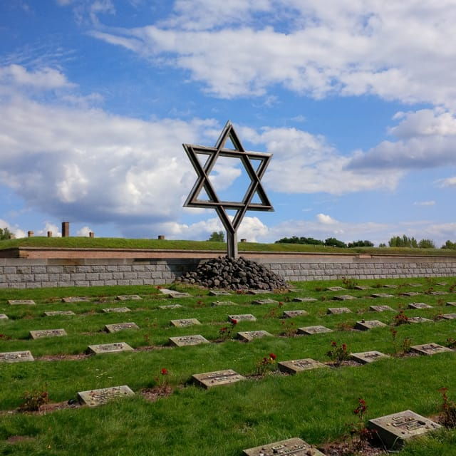 private-tour-to-terezin-concentration-field
