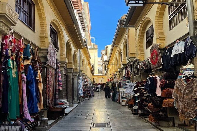 private-tour-to-the-alhambra-and-generalife-from-malaga