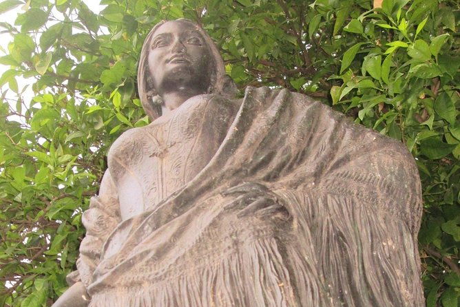 private-tour-to-the-bullring-la-maestranza