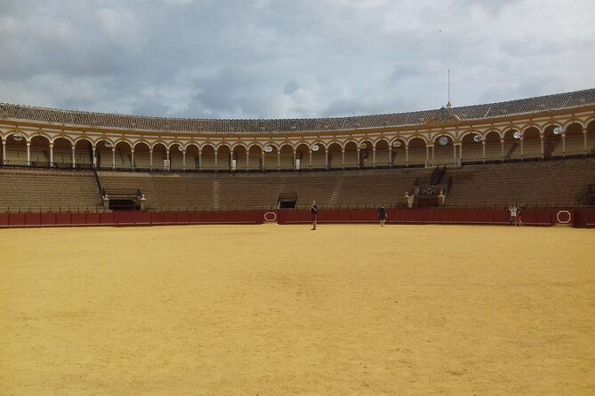 private-tour-to-the-bullring-la-maestranza