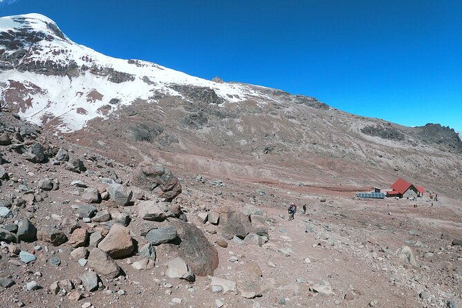 private-tour-to-the-chimborazo-volcano-refuge
