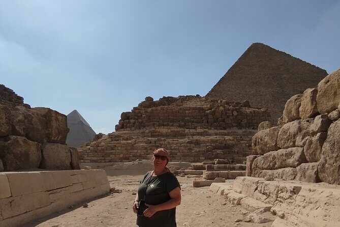 Private Tour To The Great Pyramids and Sphinx with lunch - Who Should Consider This Tour?