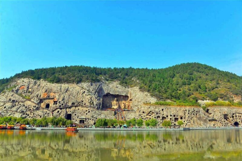 Private tour to the Longmen Grottoes and White Horse Temple (Baima) - Exploring the Itinerary in Detail