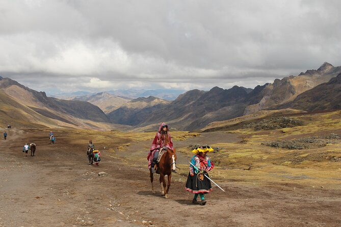 private-tour-to-the-mountain-of-seven-colors-from-cusco