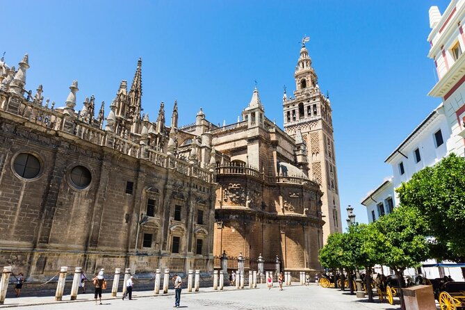private-tour-to-the-palace-of-the-countess-of-lebrija