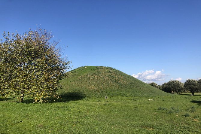 private-tour-to-the-tomb-of-marathon-the-origin-of-marathon-races