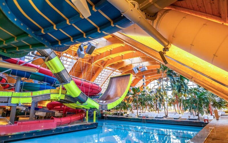 private-tour-to-therme-bucuresti-entrance-ticket-included