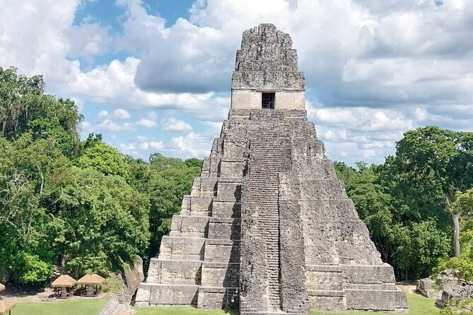 private-tour-to-tikal-from-flores-all-included