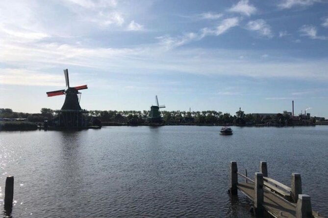 private-tour-to-tulips-keukenhof-windmills-cheese-farm