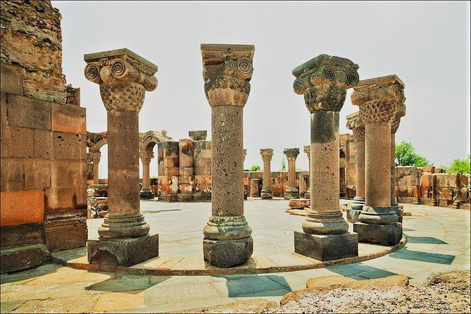 private-tour-to-unesco-heritage-echmiadzin-churches-zvartnots-and-sardarapat-2