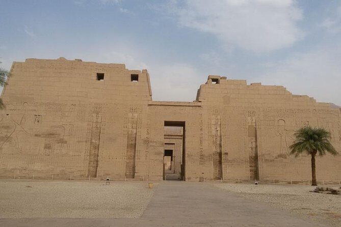 Private Tour to Valley of the Queens, Valley of the Artisans, and Habu Temple - Frequently Asked Questions