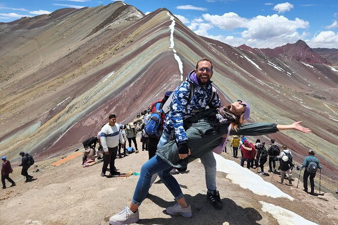 private-tour-to-vinincunca-rainbow-mountain-and-red-valley